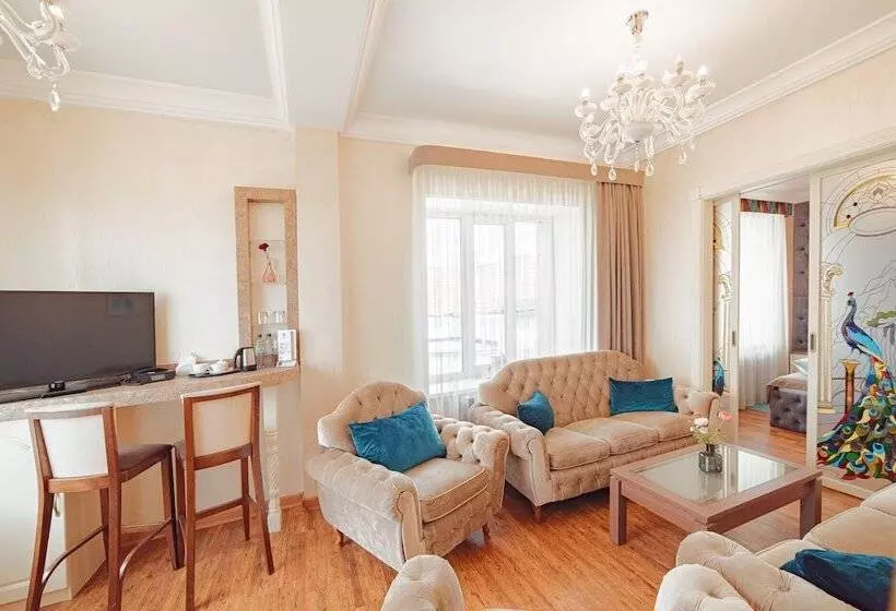 Отель Shato City