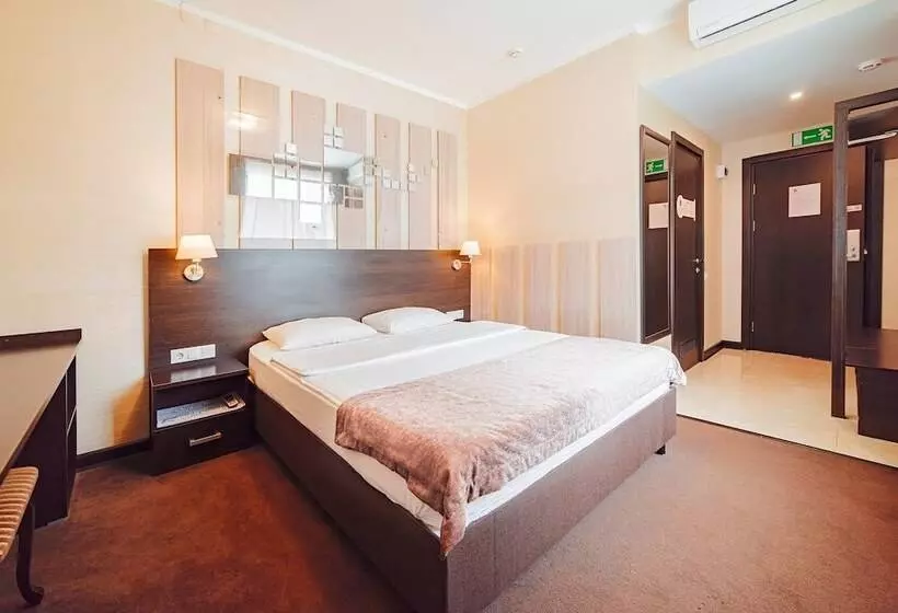 Отель Shato City