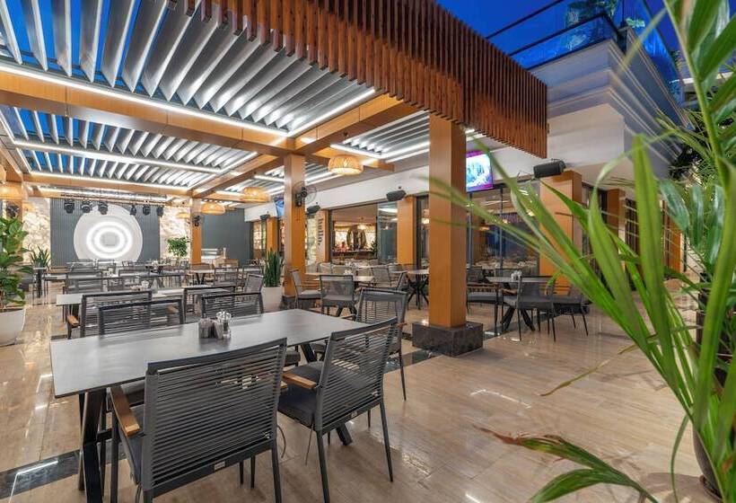 בית מלון כפרי Simus Beach