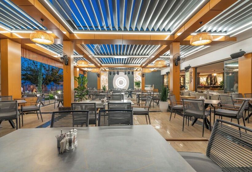 בית מלון כפרי Simus Beach