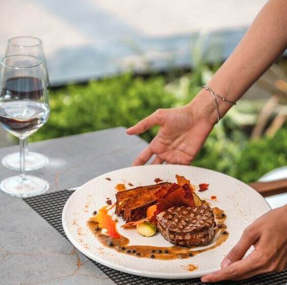 בית מלון כפרי Simus Beach