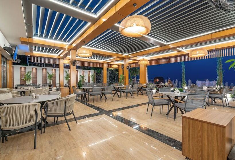 בית מלון כפרי Simus Beach