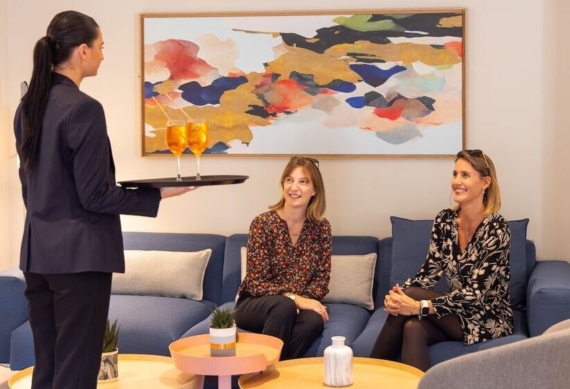 هتل Staybridge Suites Cannes Centre, An Ihg