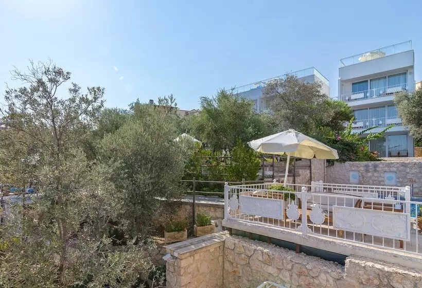 Kalkan Oasis Hotel   Adults Only