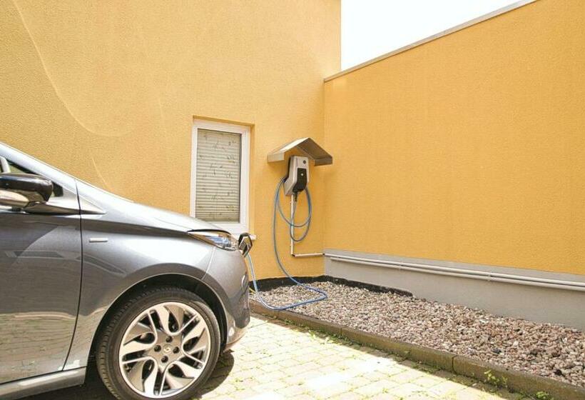 ベッドアンドブレックファースト Gästehäuschen Hösbach