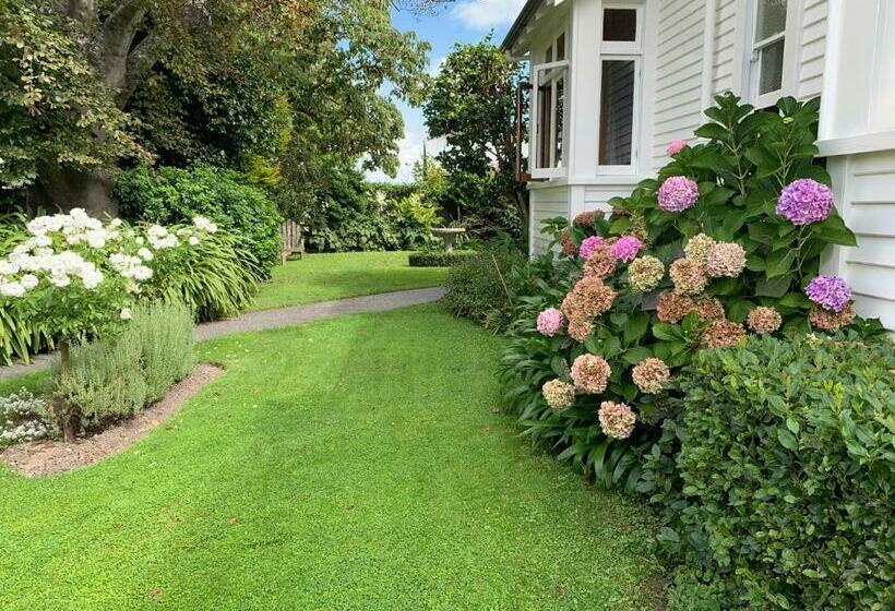 ベッドアンドブレックファースト Hawkes Bay Villa Beechwood