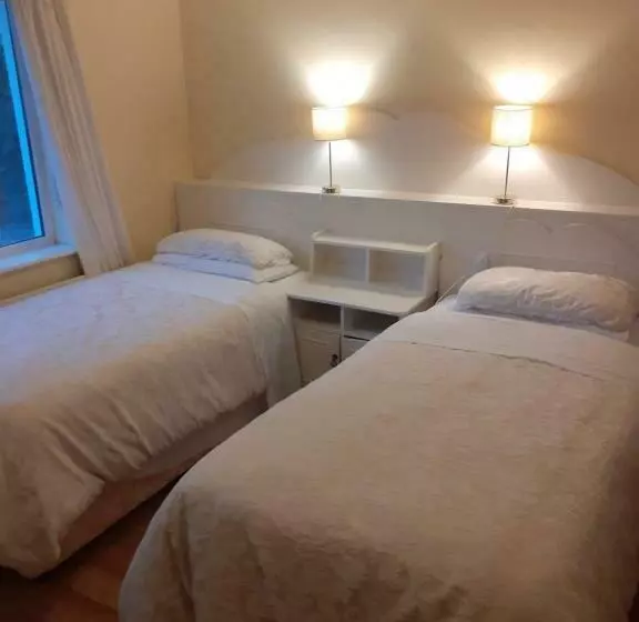 Aamiaismajoitus (B&B) Joan B+b