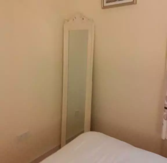 Aamiaismajoitus (B&B) Joan B+b