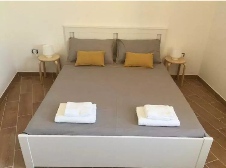 Aamiaismajoitus (B&B) La Torretta Di Alessia