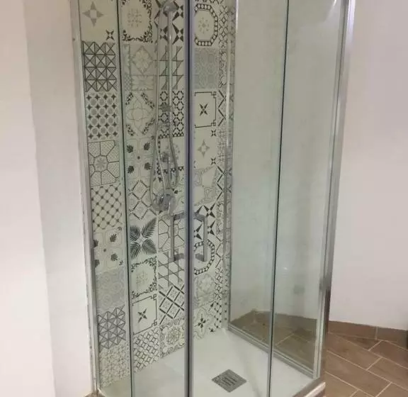 Aamiaismajoitus (B&B) La Torretta Di Alessia