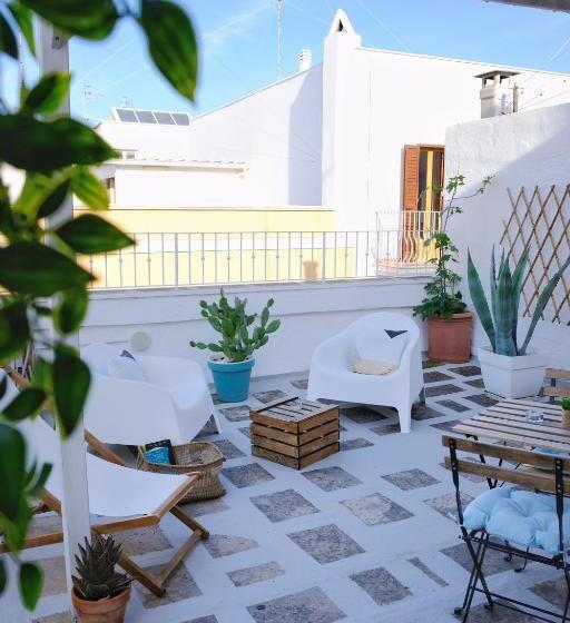 تختخواب و صبحانه Nap25guesthouse