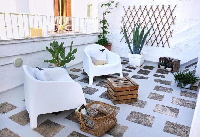 تختخواب و صبحانه Nap25guesthouse