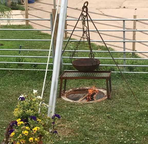 호텔 Willowbank Shepherds Hut