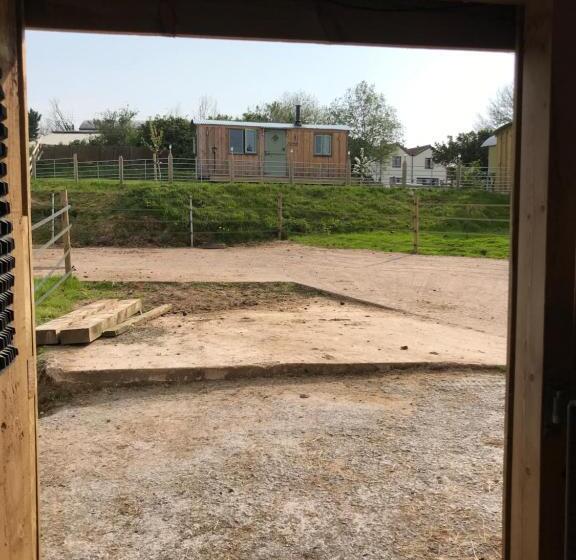 호텔 Willowbank Shepherds Hut