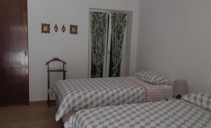 پانسیون Guest House Green Heart