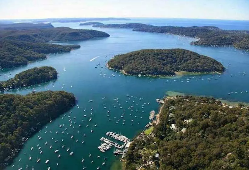 Majatalo Island Paradise   Private Waterfront Retreat