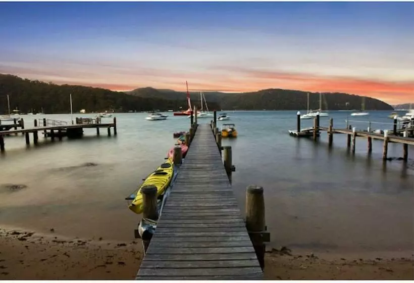 Majatalo Island Paradise   Private Waterfront Retreat