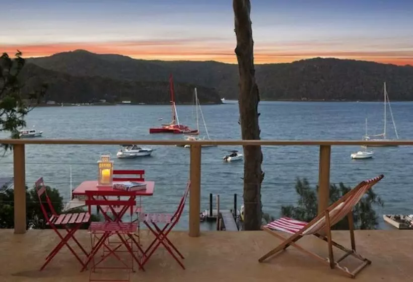 Majatalo Island Paradise   Private Waterfront Retreat