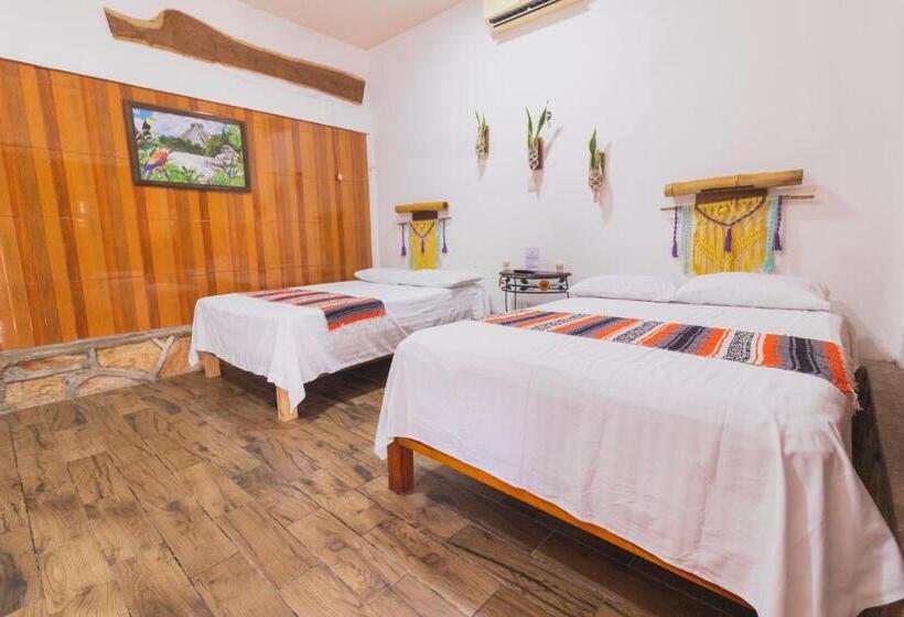 Zayali Bacalar Guest House