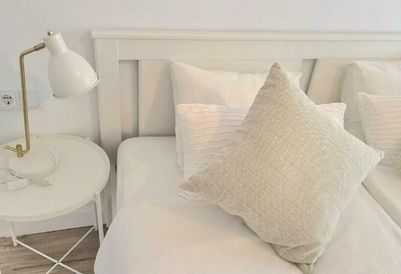 Apartamentos De La Huerta