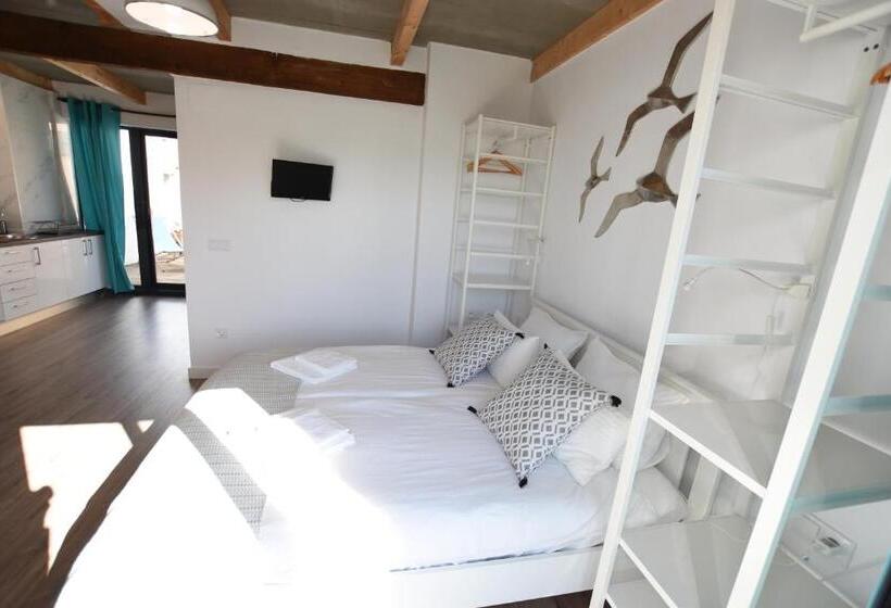 Apartamentos De La Huerta