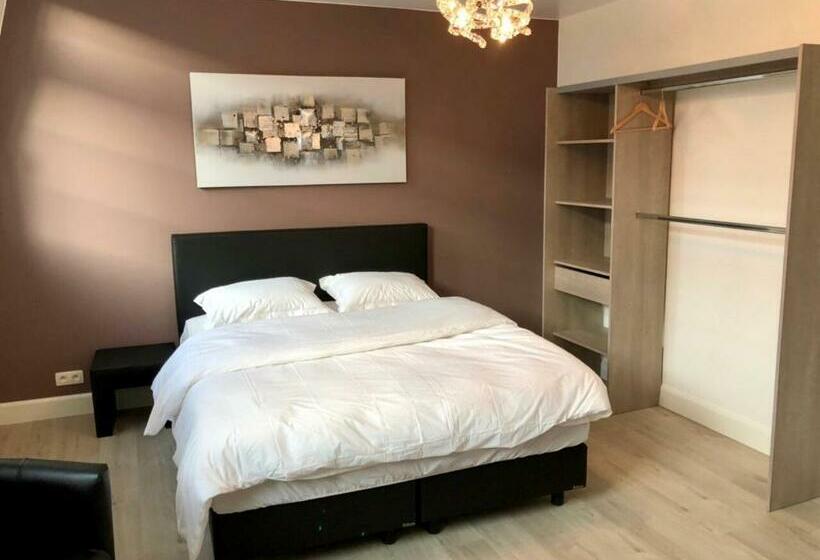 تختخواب و صبحانه Inga