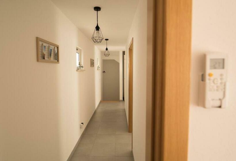 Bed and Breakfast Almass