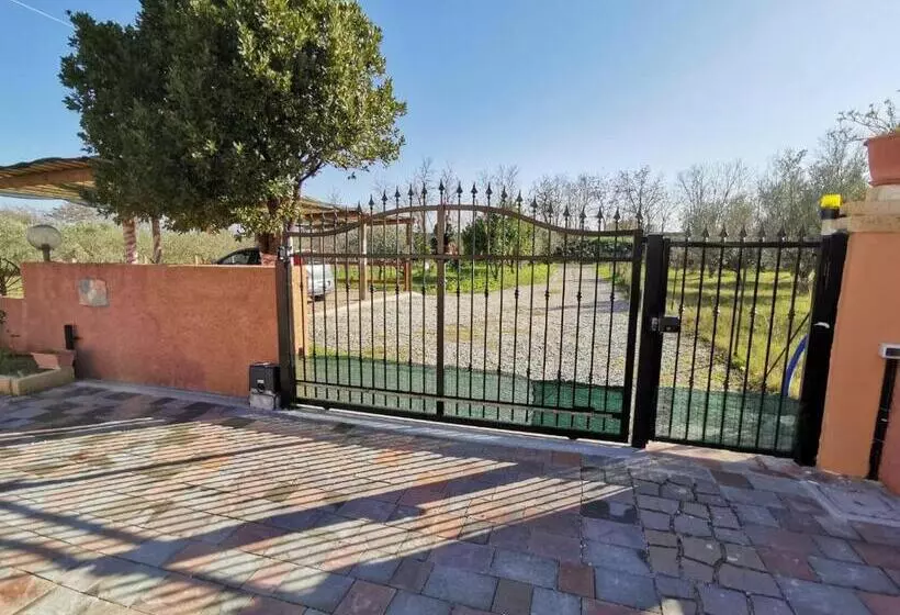 Aamiaismajoitus (B&B) Il Feudo