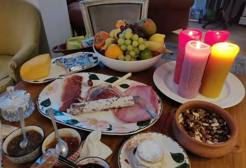 تختخواب و صبحانه Le Dernier Métro