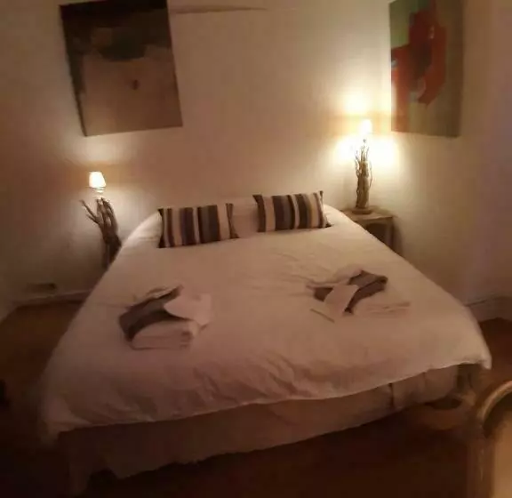 تختخواب و صبحانه Le Dernier Métro