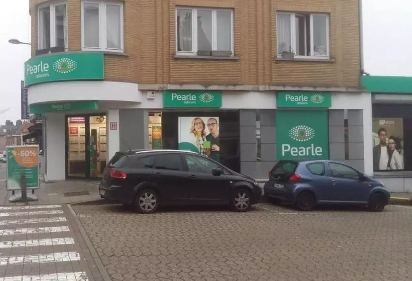 تختخواب و صبحانه Le Dernier Métro