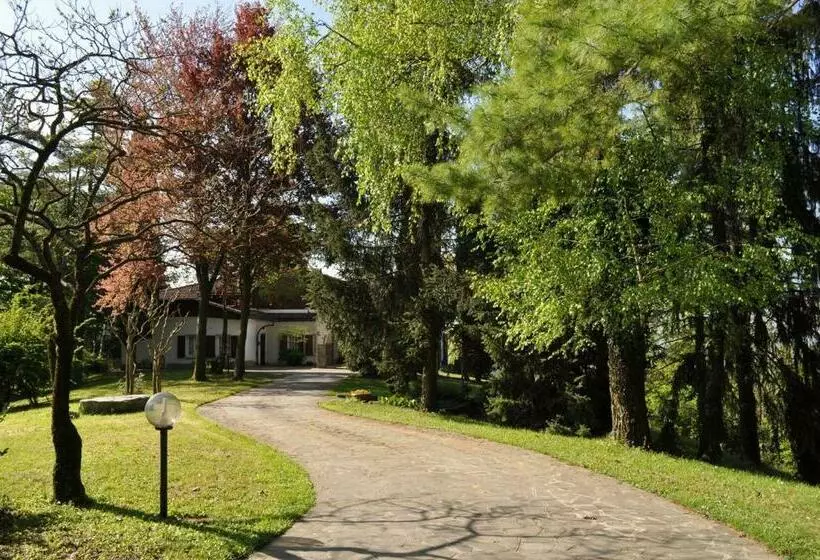 Aamiaismajoitus (B&B) Sasso Di Luna