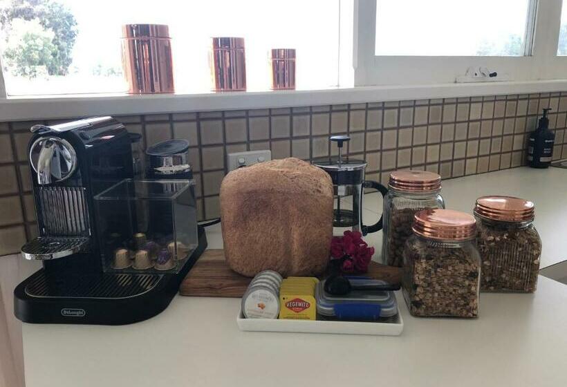 Bed and Breakfast The Lake House Retreat