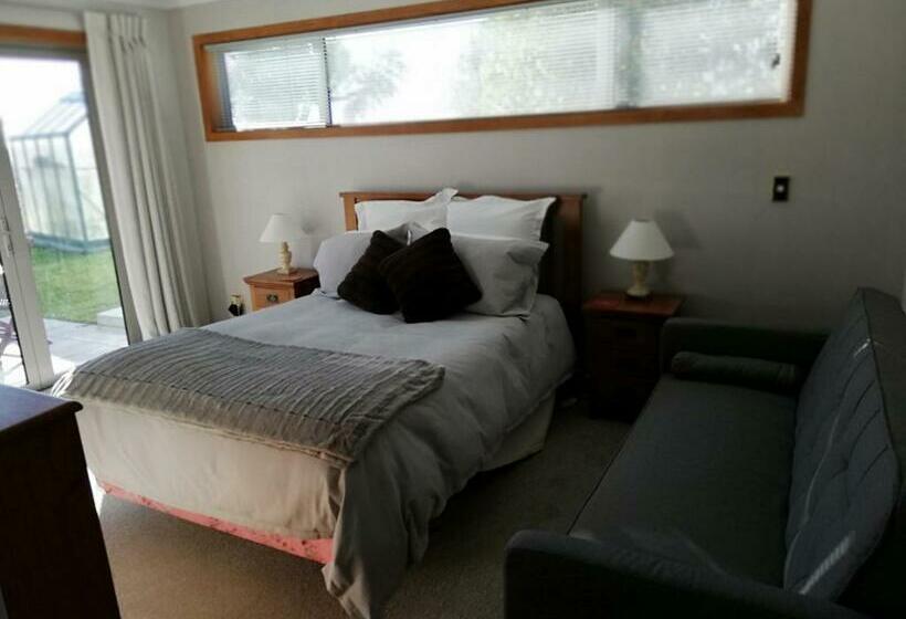 צימר Whaka Heights