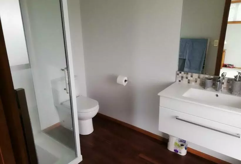 تختخواب و صبحانه Whaka Heights