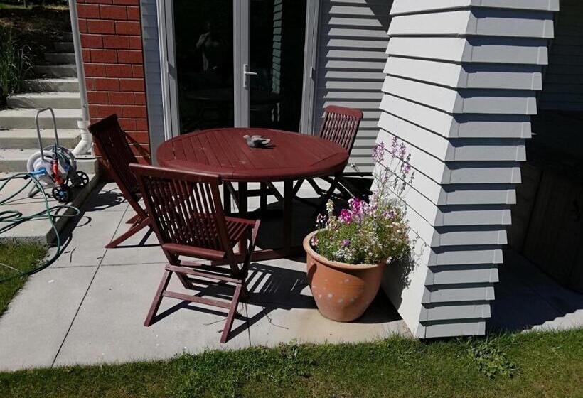 צימר Whaka Heights