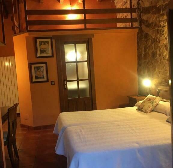 ホテル Hostal Rural Las Nubes