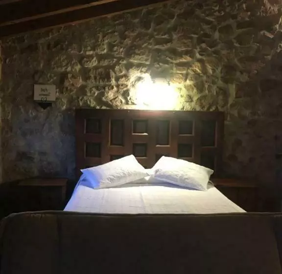 ホテル Hostal Rural Las Nubes