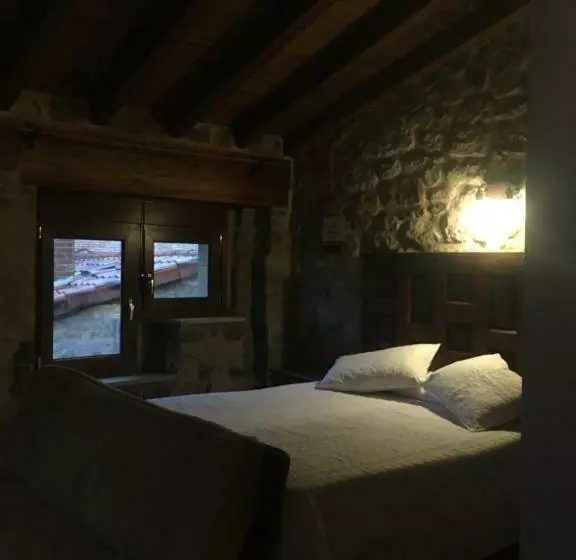 ホテル Hostal Rural Las Nubes
