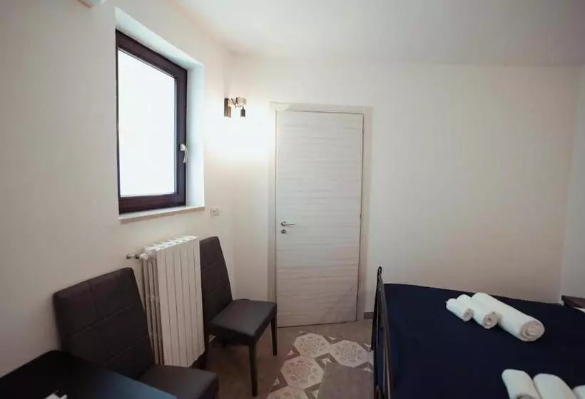 پانسیون Villino Tortorelli Con Self Check In