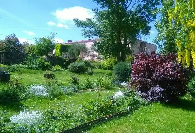 ベッドアンドブレックファースト Au Coeur De La Nature