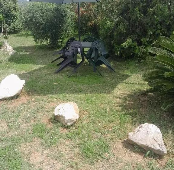 Aamiaismajoitus (B&B) Beastella Holiday Rooms
