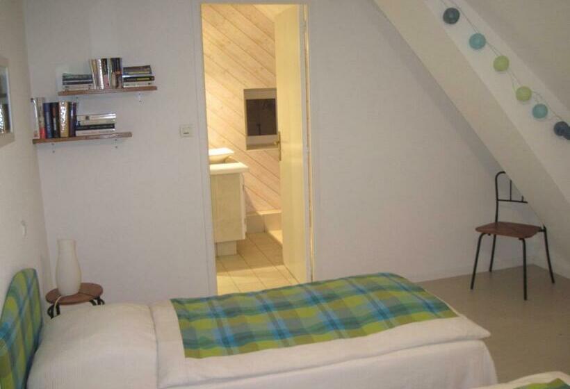 ベッドアンドブレックファースト Chambres D Hôtes De Campagnet