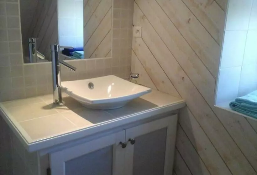 ベッドアンドブレックファースト Chambres D Hôtes De Campagnet