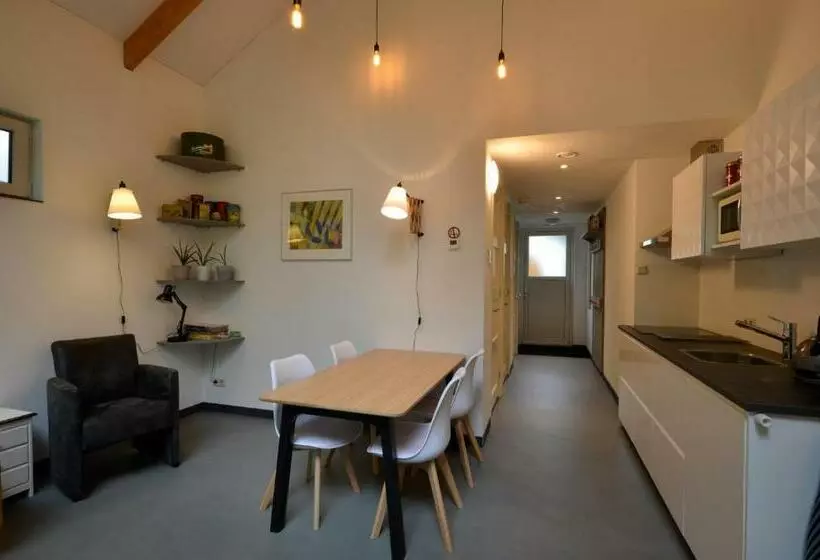 ベッドアンドブレックファースト Dinos Bed&breakfast   Whole Guesthouse