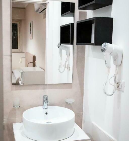 Bed and Breakfast Neryhome Giardini Naxos