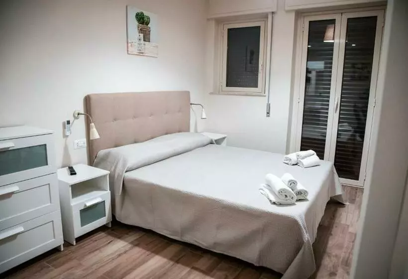 Aamiaismajoitus (B&B) Neryhome Giardini Naxos