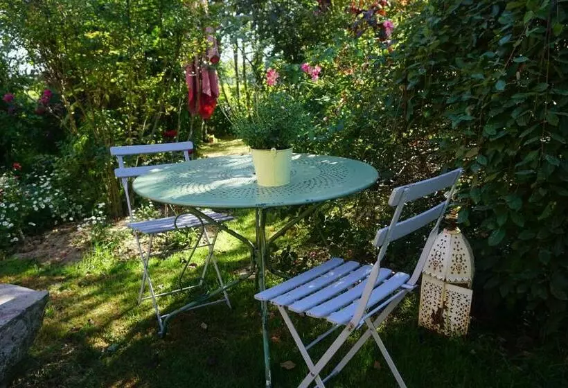 Aamiaismajoitus (B&B) Le Champ Du Petit Bois