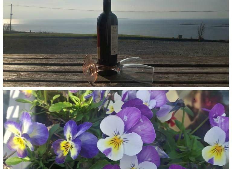 تختخواب و صبحانه Our View