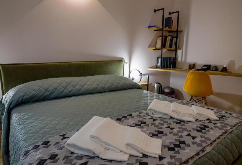 پانسیون Bed&book